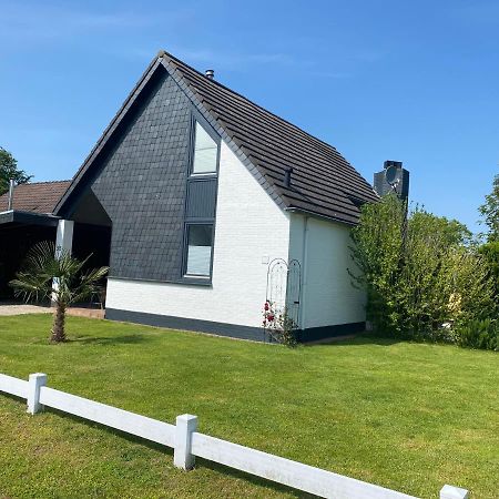 Traumhaftes Geraeumiges Ferienhaus In Meernaehe Bruinisse Eksteriør billede